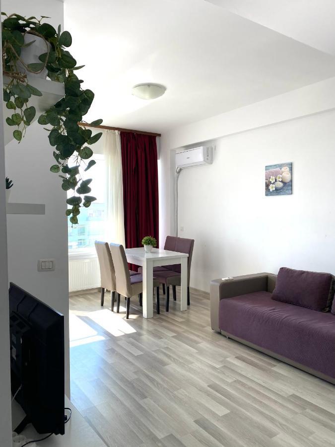 Apartament Crazy Summerland Mamaia Exterior photo
